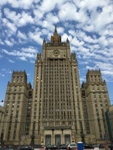 Uno de los edificios de las "Siete Hermanas". Inspirado en el Empire State y construido en el tiempo de Stalin.