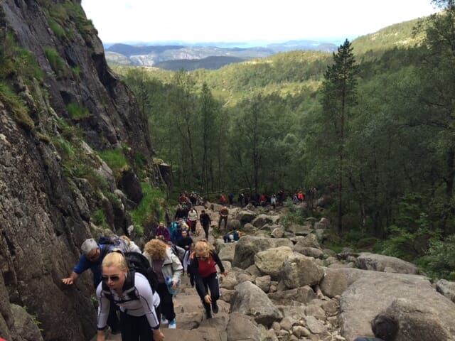 3 Best Hikes in Norway in 3 days 5 Hiking Preikestolen