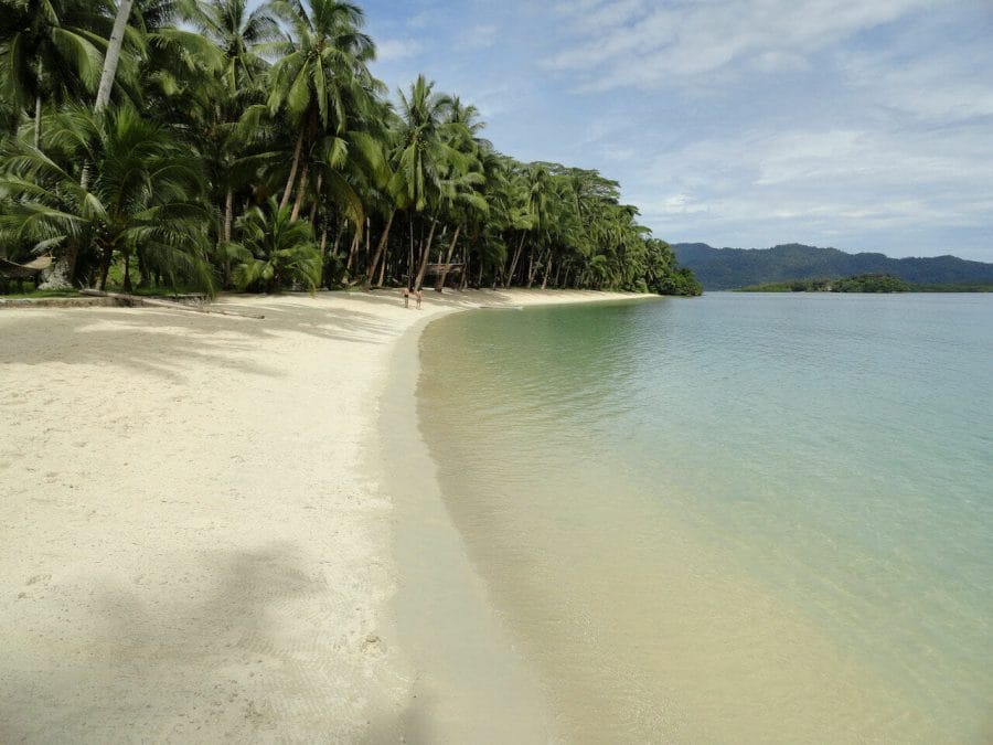 7 Great Things to Do in Palawan, Philippines 3 White Beach, Port Barton