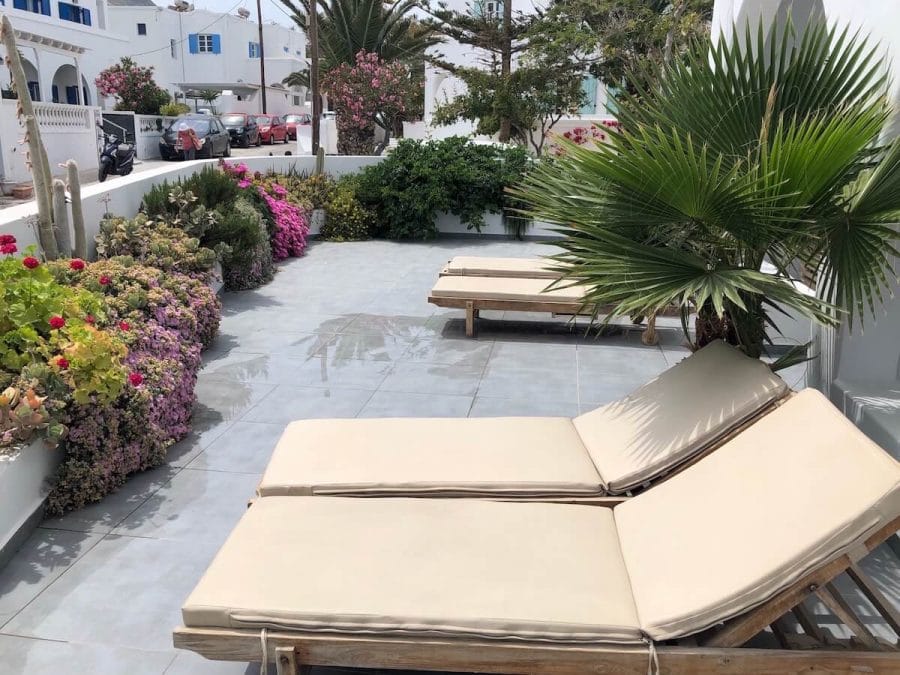 Avaliações de 7 Hotéis em Santorini para Todos os Bolsos & Gostos 11 santorini-hotels-kamari