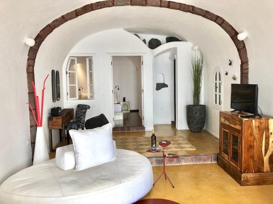 Avaliações de 7 Hotéis em Santorini para Todos os Bolsos & Gostos 18 hotéis-em-santorini-oia