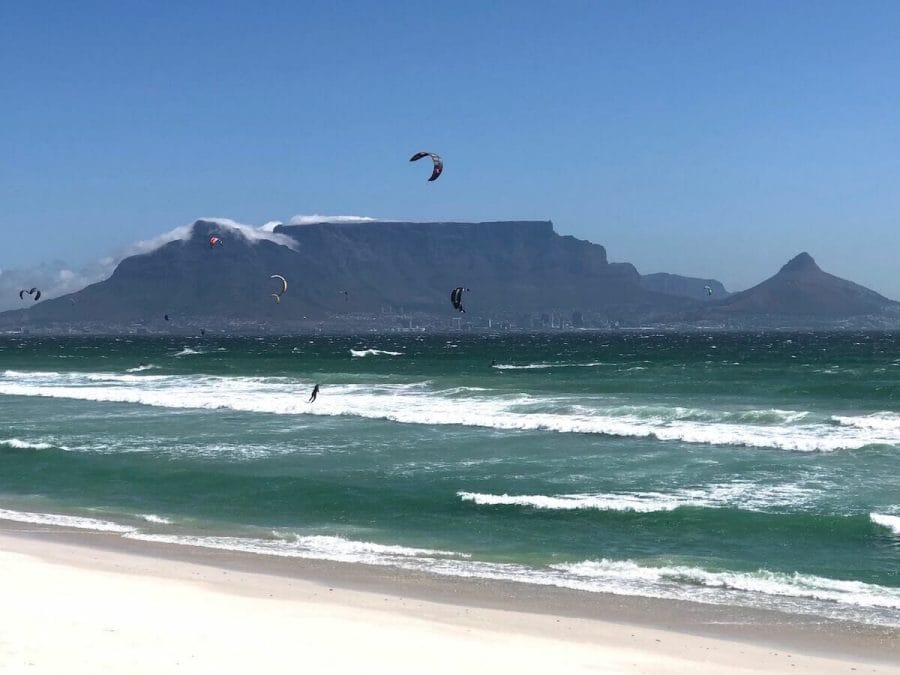 Bloubergstrand Beach, Cape Town, África do Sul