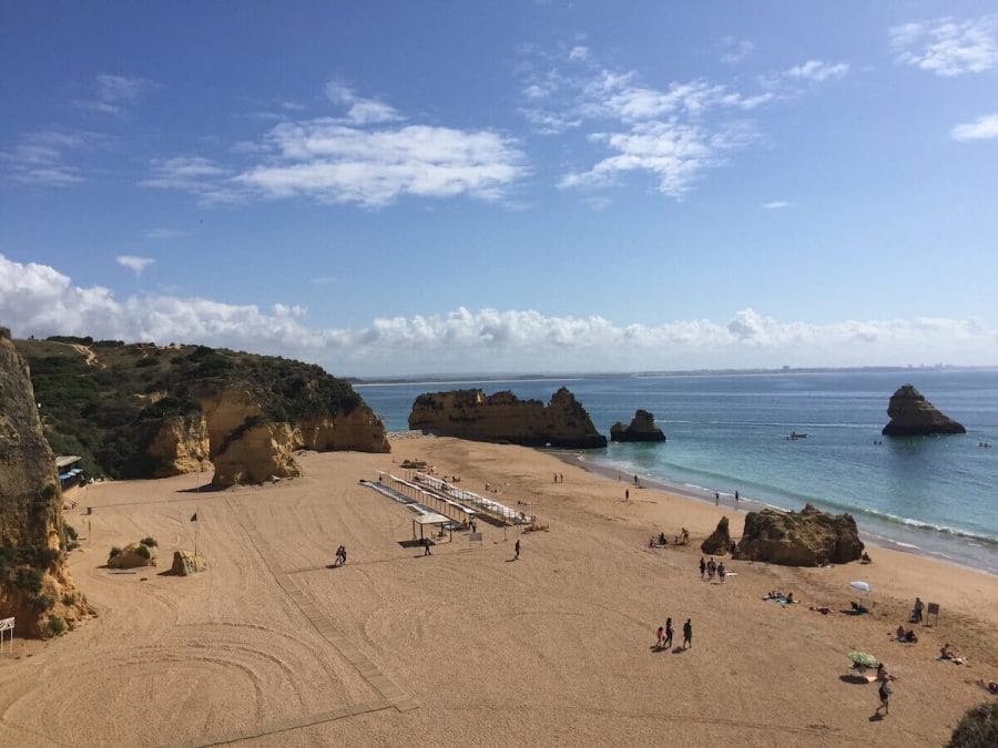 Praia Dona Ana after the extension.