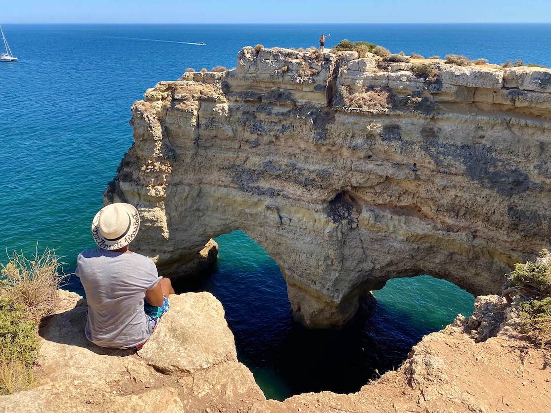 Praia da Marinha: Uma das Melhores Praias do Algarve